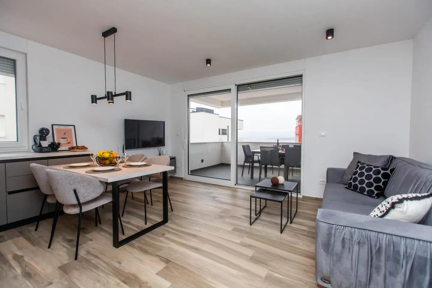 Apartman Luna Traù 0*,